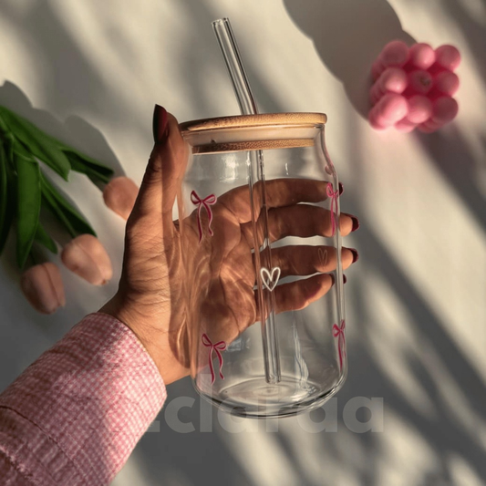 Bow UVDTF round glass tumbler with bamboo lid and straw – 540ml