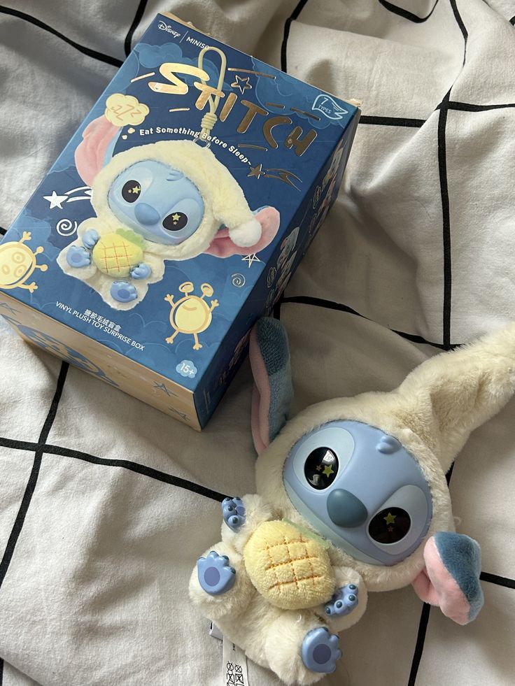Miniso Stitch blind box plush pendant – ideal surprise gift for plush toy lovers and collectors.
